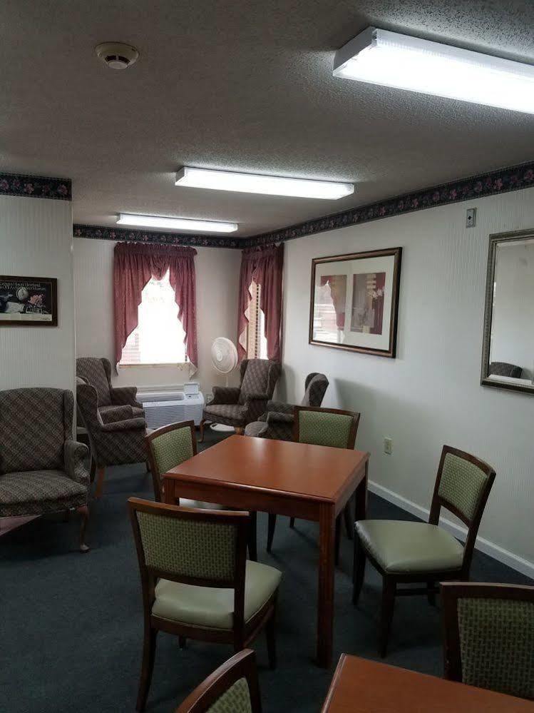 Shelaine Inn Jeffersonville Exterior photo